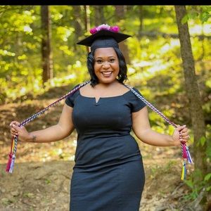 Meet your Posher, Kendra